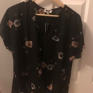 NWT! Womens chiffon top